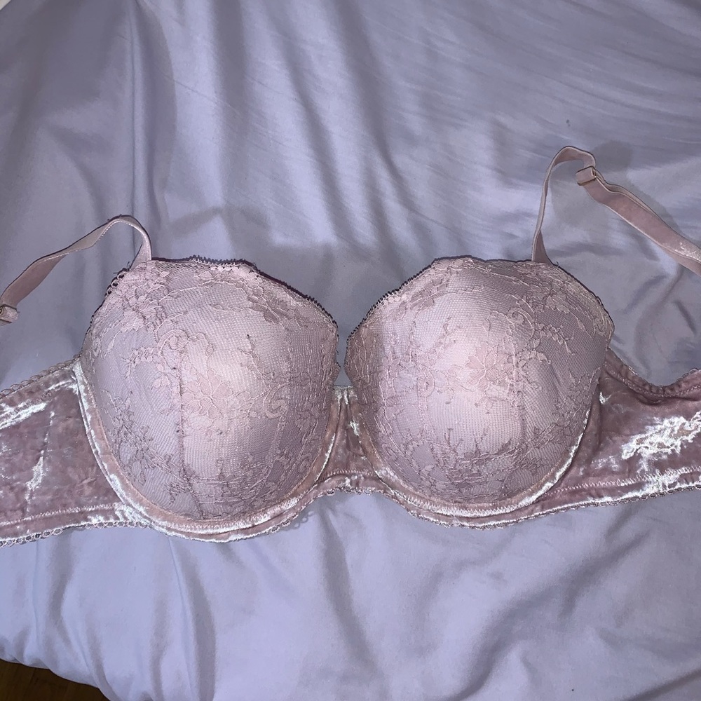 Victoria’s Secret Lace Bra with Velvet Band